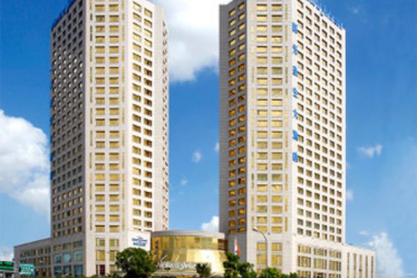 Howard Johnson Sunshine Plaza (Ningbo)